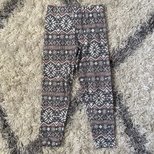 Super cute geoprint leggings